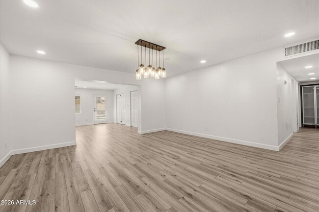 Building Photo - 2219 N 74th Pl