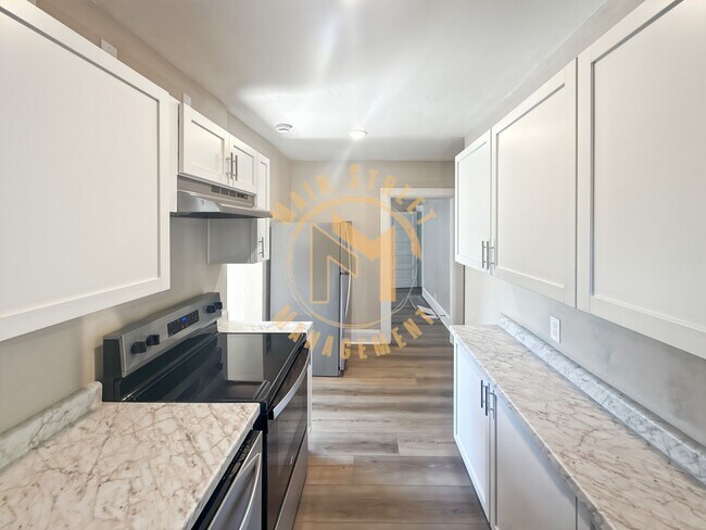 Building Photo - 527 S Ashland Ave