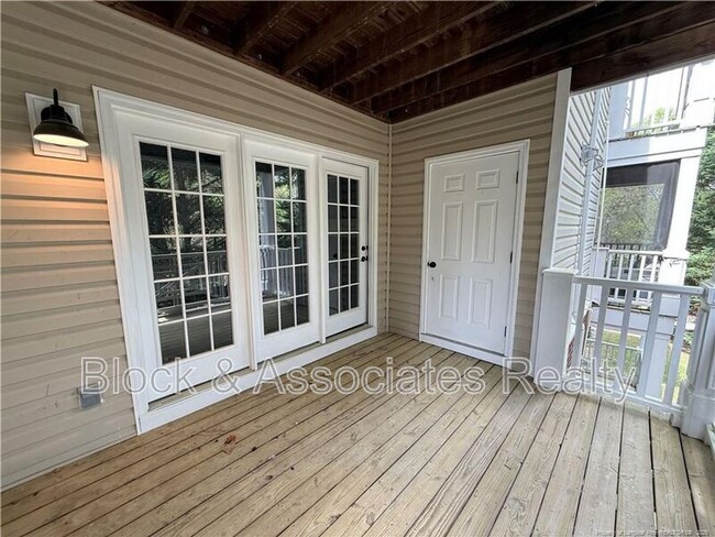 Building Photo - 392 Bubble Creek Ct