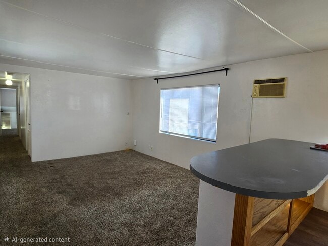 Building Photo - 419 W Golden Ave