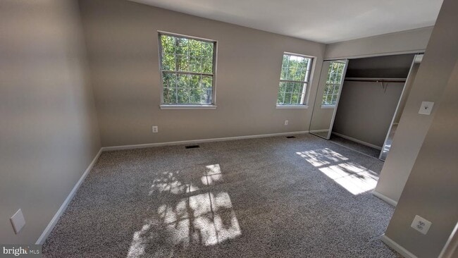 Building Photo - 16303 Taconic Cir