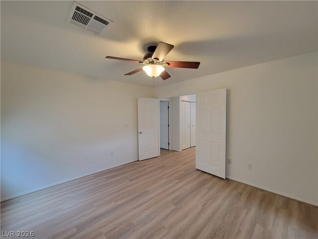 Building Photo - 3813 Bayamon St