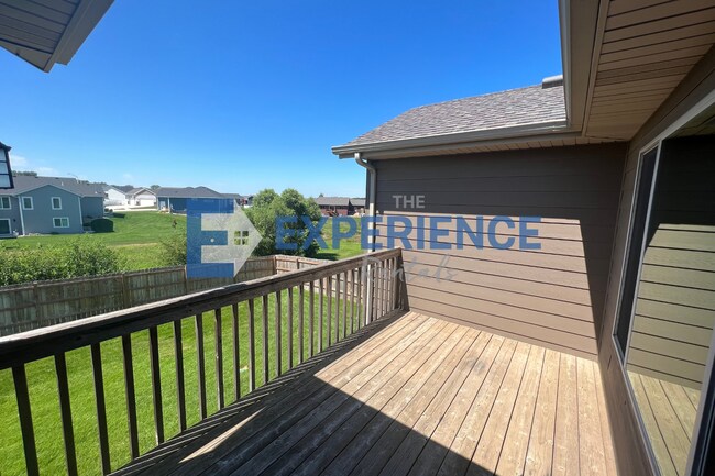 Building Photo - 5733 Bream Ct