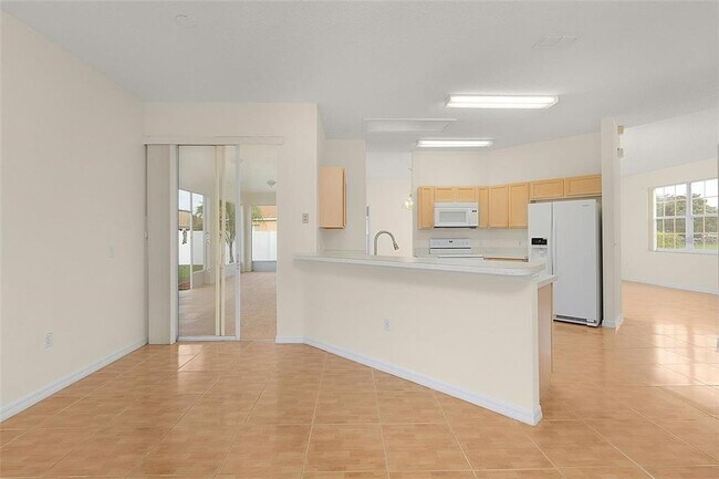 Building Photo - 411 Tamarind Parke Ln