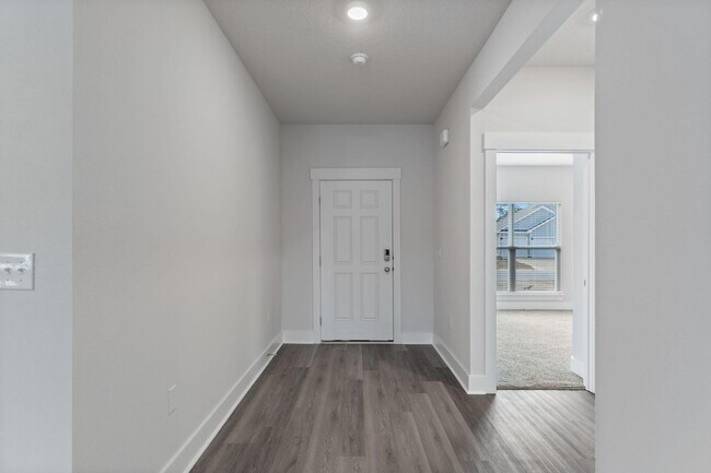 Building Photo - 6616 Forest Bay Ave