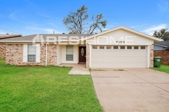 Building Photo - 6009 Marigold Dr