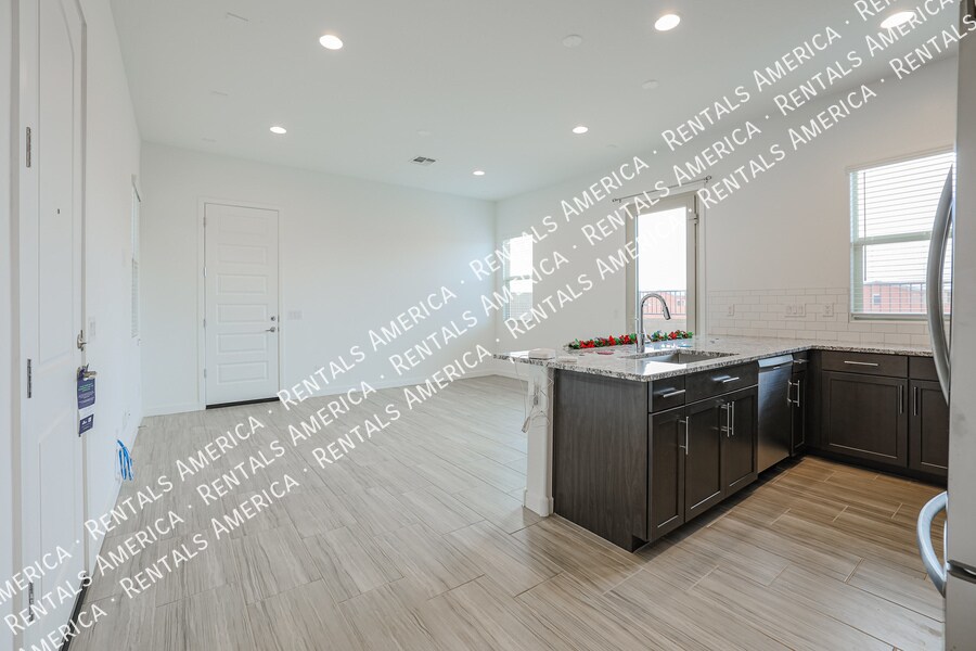 Building Photo - 24423 N 163rd Dr