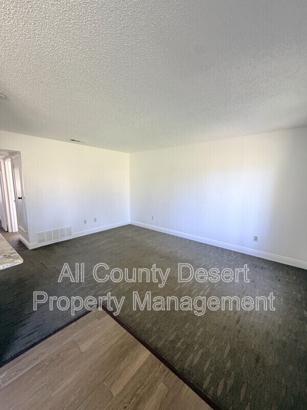 Building Photo - 82567 Ave 48
