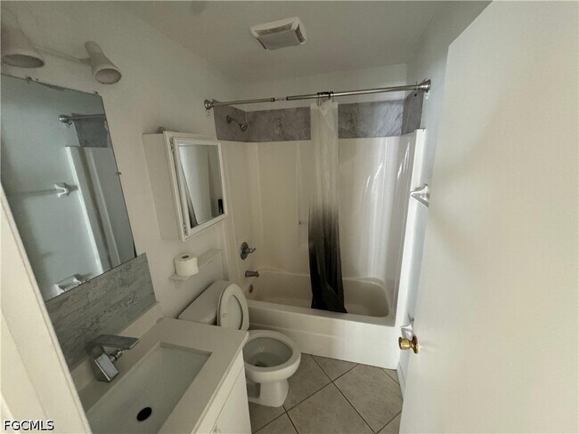 Building Photo - 15627 Spring Line Ln