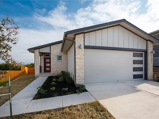 Building Photo - 7717 Lowenfield Dr