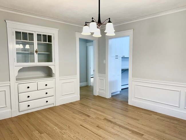 Building Photo - 42 Chester Rd