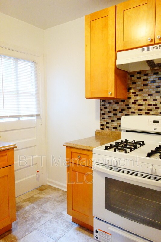 Building Photo - 8007 Garland Ave