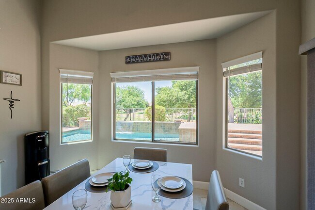 Building Photo - 2401 E Sequoia Dr