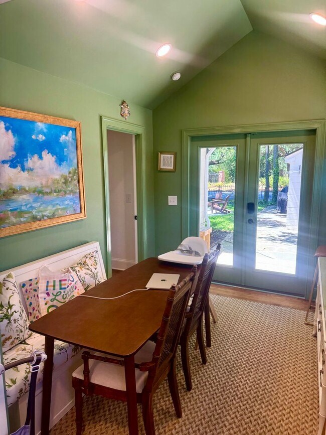 Building Photo - Charming Home in Great Location- West Ashley