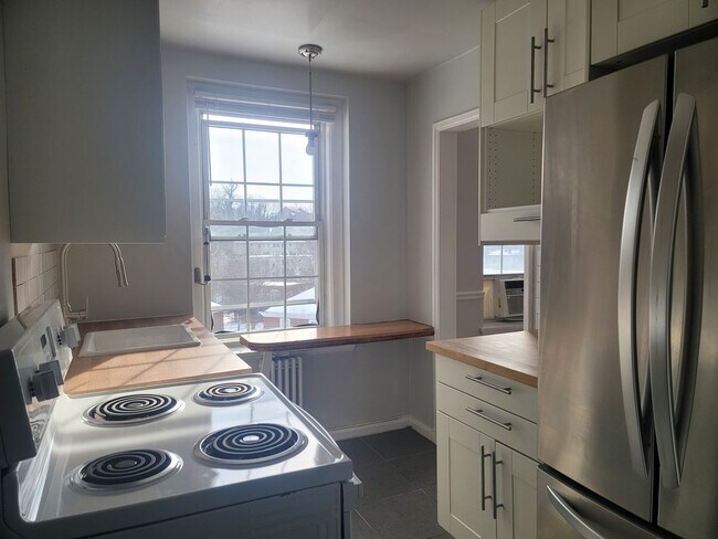 Building Photo - Charming 1BR Condo in Washington, DC