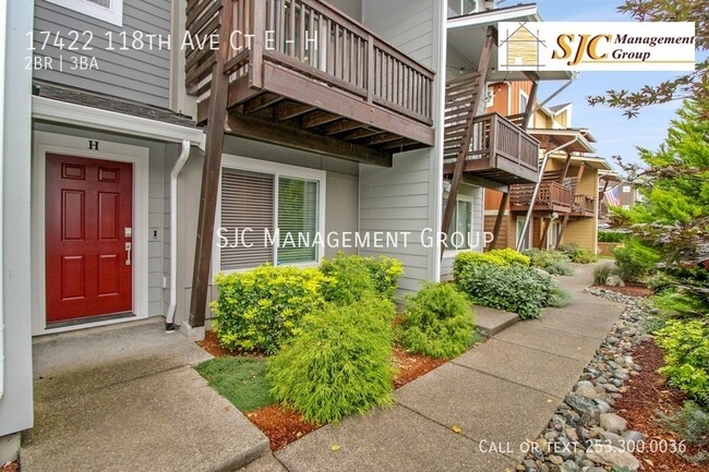 Primary Photo - Fantastic three-story condo in South Hill