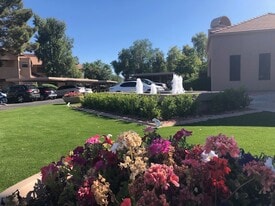 Building Photo - 5950 N 78th St