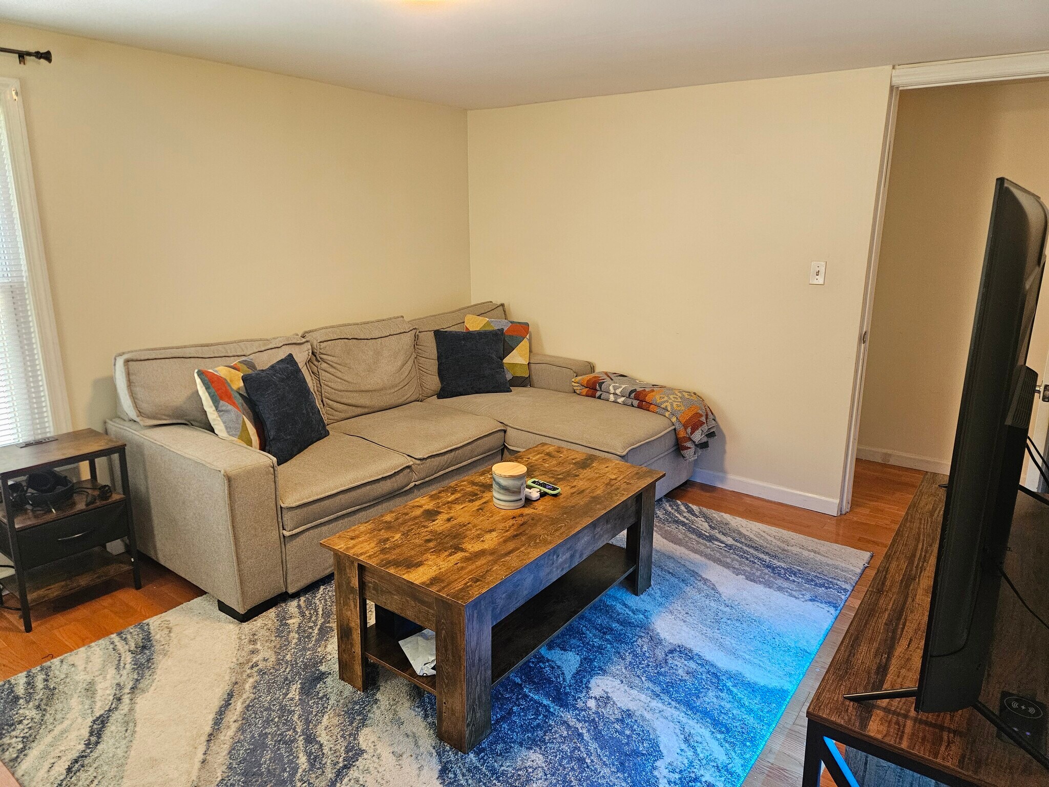 This L Shaped couch fits perfectly in the space - available for sale - 140 Mount Kemble Ave