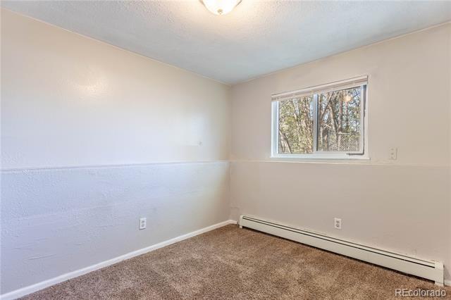 Building Photo - 330 Vehr Dr