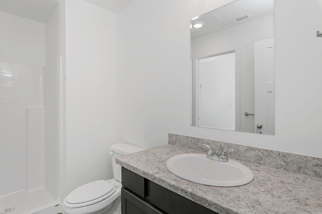 Building Photo - 3710 N Centrepoint Way
