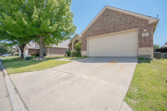 Building Photo - 4507 Fox River Trail