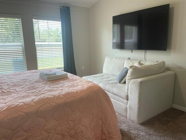 Building Photo - 5365 Maddie Dr