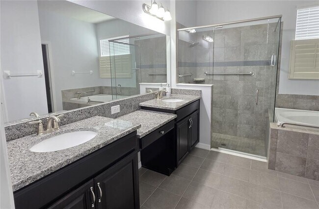 Building Photo - 4939 Autumn Ridge Dr