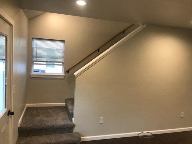 Building Photo - 505 E Johnson St