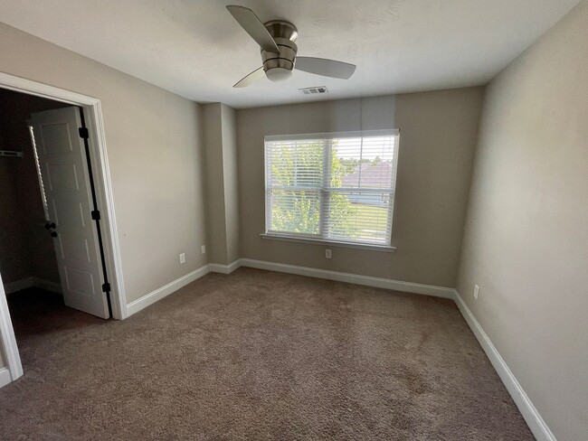 Building Photo - Whispering Pines 4 Bedroom 3.5 Bathroom Re...
