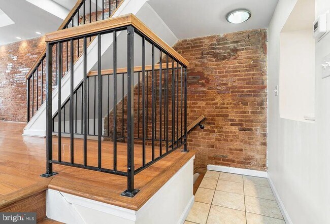 Primary Photo - 1401 Druid Hill Ave