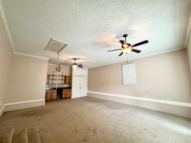 Building Photo - 3 bedroom home in Westminster