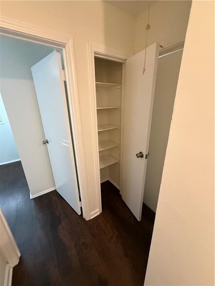 Building Photo - 7265 Mockingbird Trail