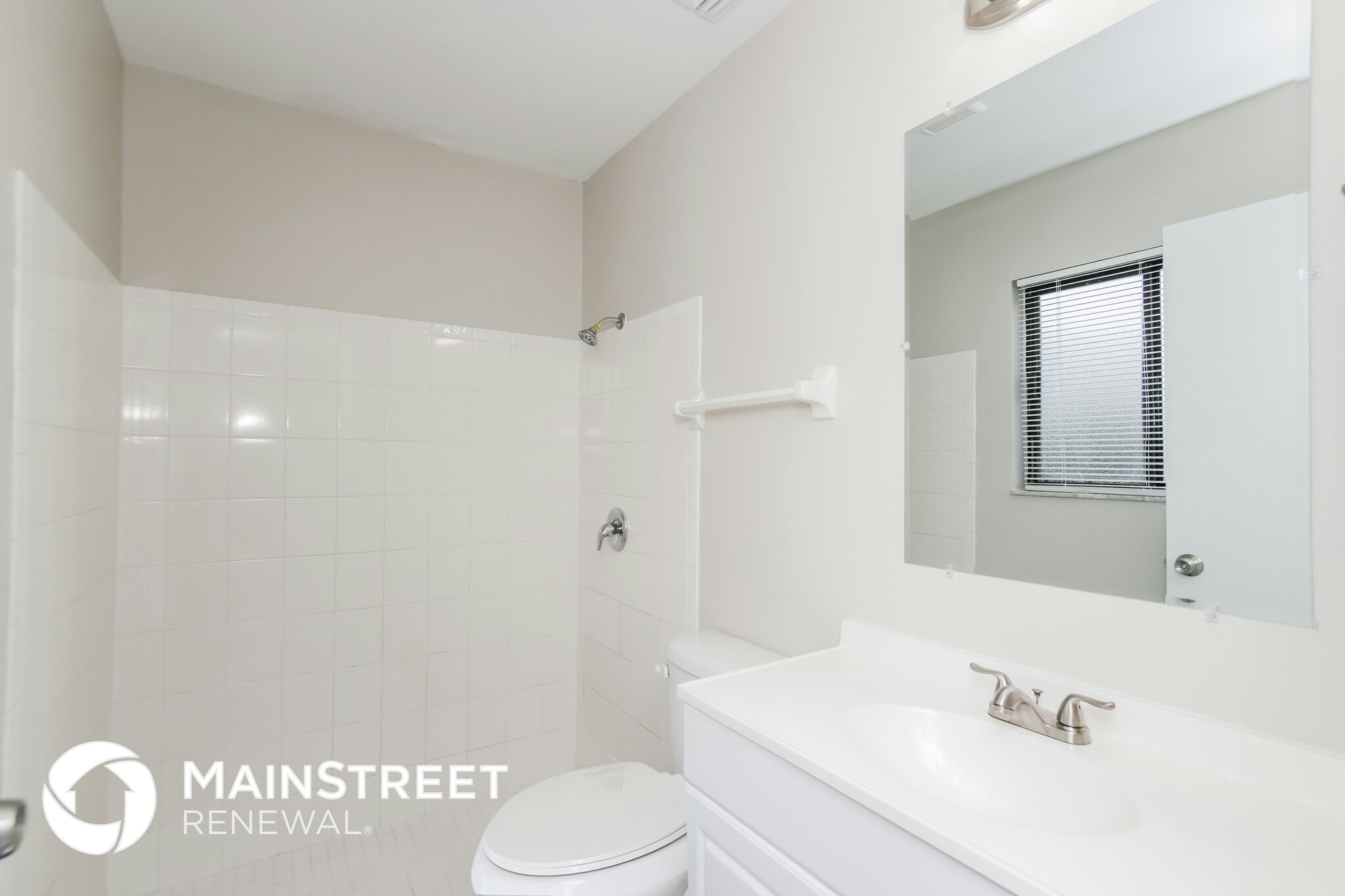 Building Photo - 1460 Cass Ave NW