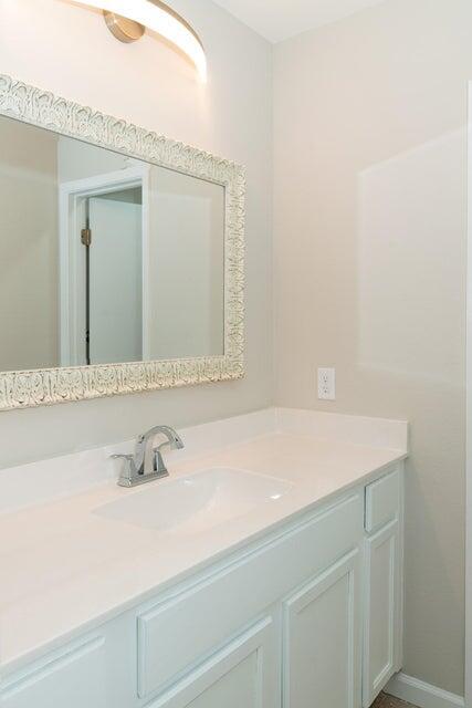 Building Photo - 127 Newcastle Cir