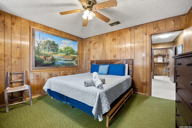 Building Photo - 118 Buffalo Springs Crossing