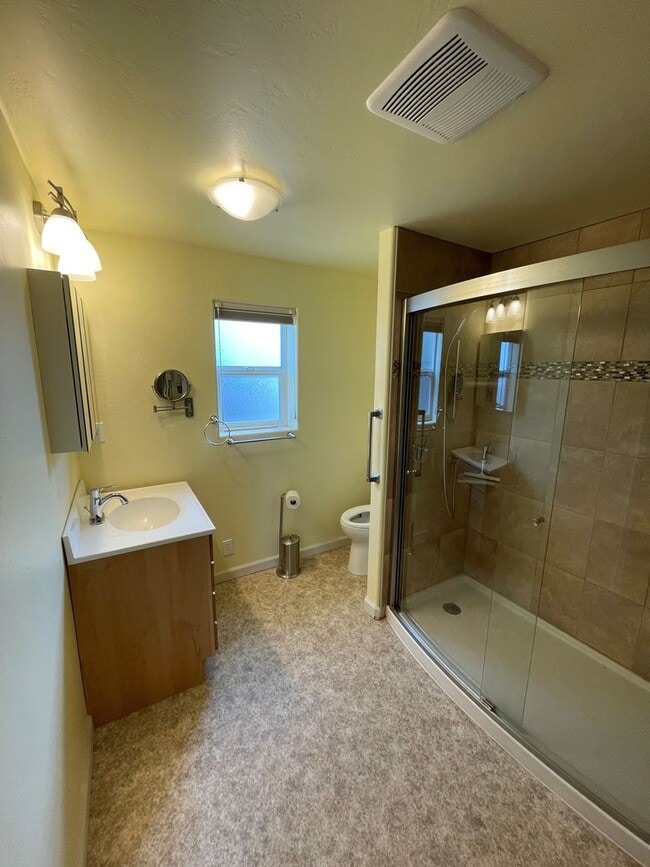 Building Photo - Charming Newly Remodeled 1-Bedroom ADU in ...