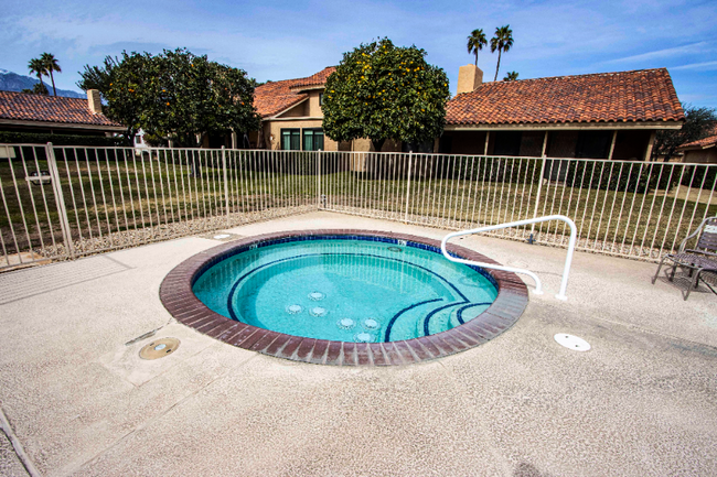 Building Photo - 37640 Los Cocos Dr E