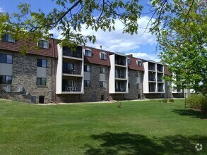 Building Photo - Pauline’s condos