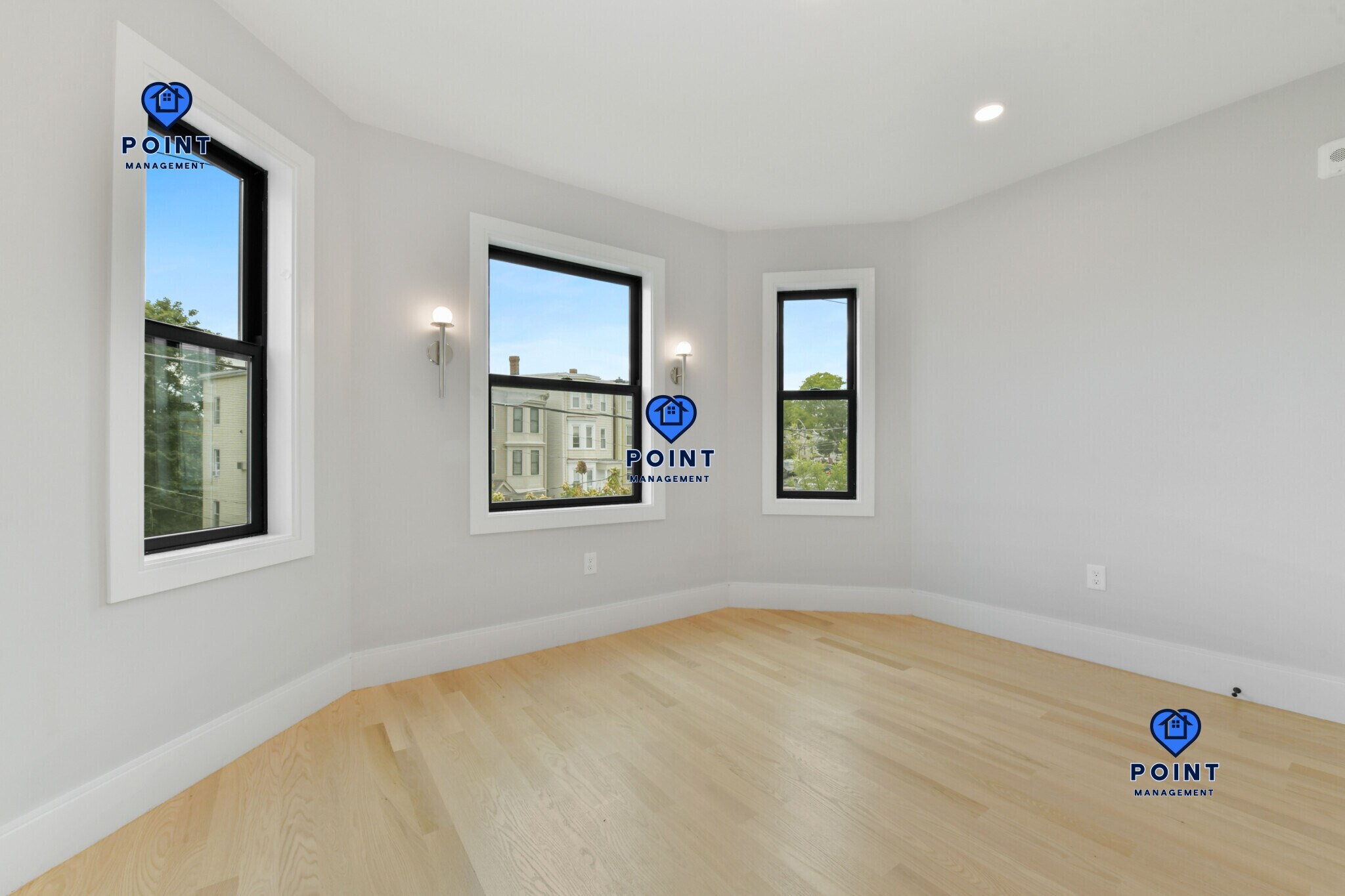 Building Photo - 516 Sumner St