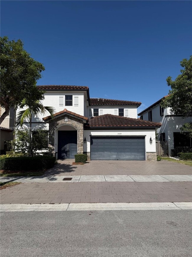Building Photo - 25225 SW 118th Ave