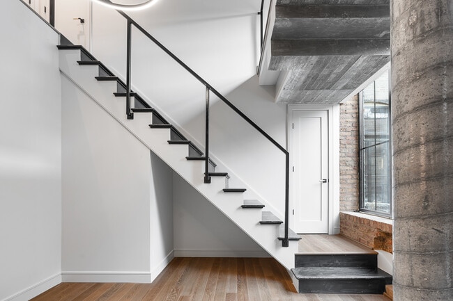 Building Photo - 1810 N Wells St