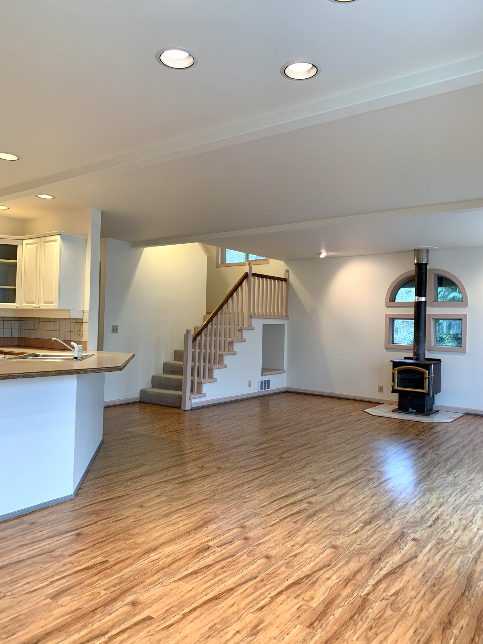 stairs - 1548 Panorama Dr