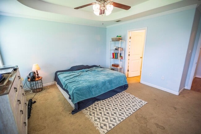 Building Photo - Charming Brick Home with Open Floor Plan & Great Outdoor Space in North Valdosta