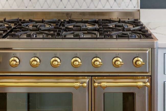 Building Photo - 38 McCallar Ln