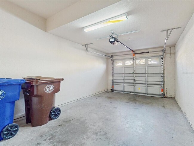 Building Photo - 2978 Langdon Ln N