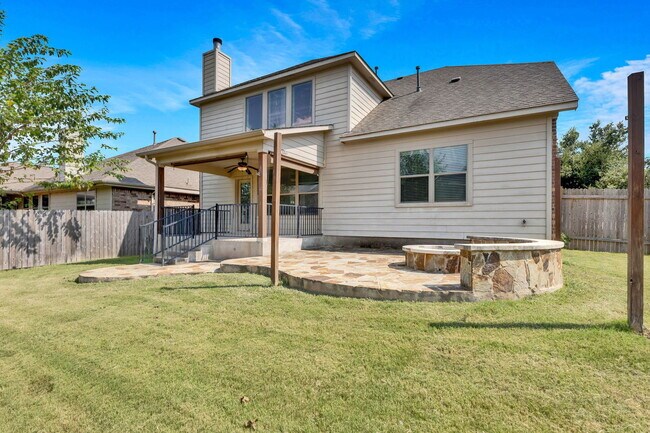 Building Photo - 2300 Dovetail St