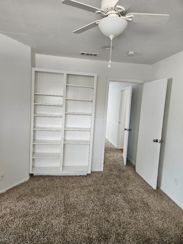 Building Photo - 2427 Richview Ct