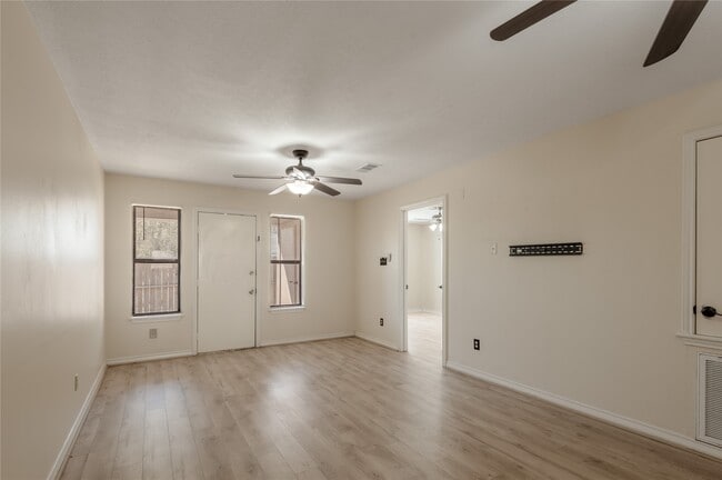 Building Photo - 1401 Ave O