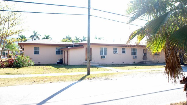 Building Photo - Geraldine Apartments