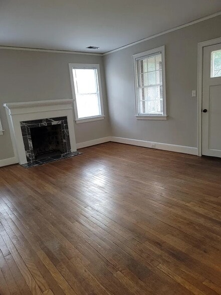 Building Photo - 312 S Woodrow St